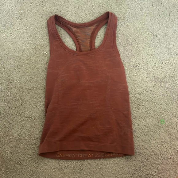 Lululemon tank top - Picture 1 of 1